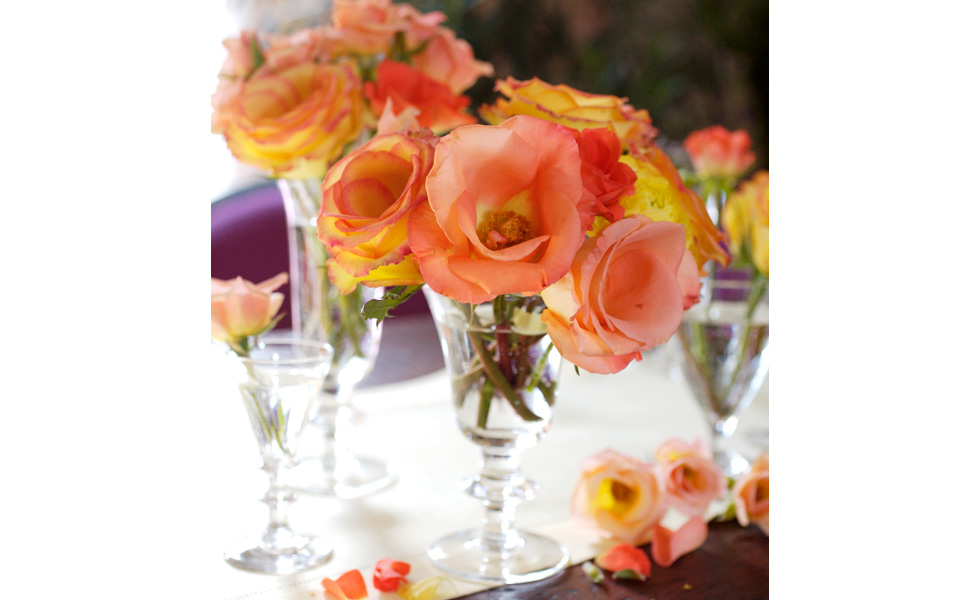 DIY Flower Arrangements: Rose Bouquet @hallmarkstores @hallmarkstoresIdeas
