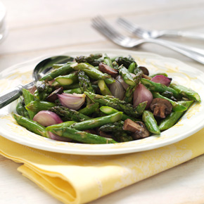 Aparagus Recipes: Roasted Asparagus, Mushrooms & Shallots #MyHallmark #MyHallmarkIdeas