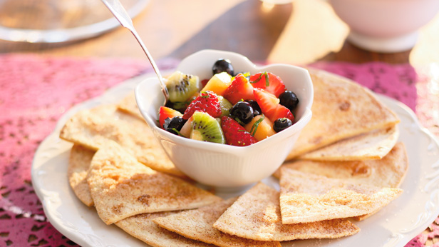 Fun & Easy Mother's Day Breakfast Ideas: Cinna-Mom Chips & Salsa #MyHallmark #MyHallmarkIdeas