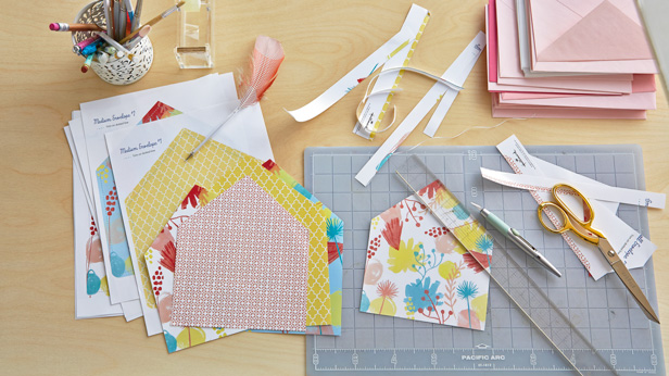 Mother’s Day Card Ideas: DIY Envelope Liners #MyHallmark #MyHallmarkIdeas
