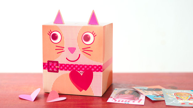 DIY Valentine Box: Pretty Kitty #MyHallmark #MyHallmarkIdeas