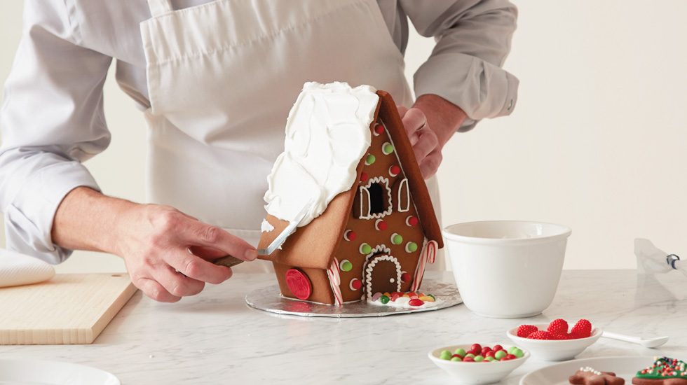 How to Make a Gingerbread House Hallmark Ideas & Inspiration