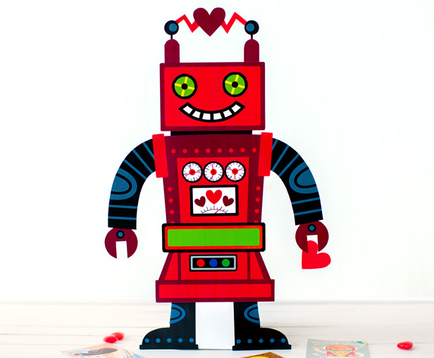 DIY Valentine Box: Beep-Box Robot #MyHallmark #MyHallmarkIdeas