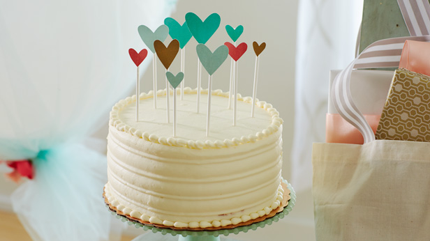 Bridal Shower Decorations: Sweetheart cake topper #MyHallmark #MyHallmarkIdeas