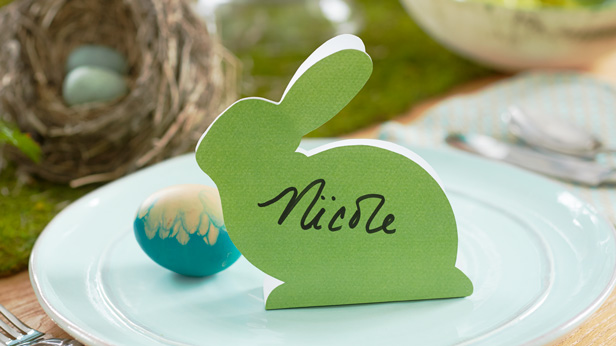 DIY Easter Table Decorations: Printable Place Cards #MyHallmark #MyHallmarkIdeas