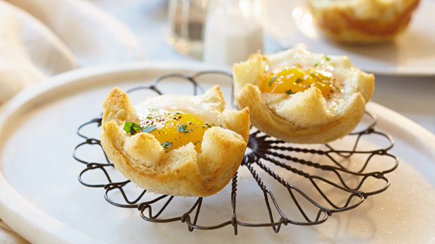 Fun & Easy Mother's Day Breakfast Ideas: Egg and Toast en Pointe #MyHallmark #MyHallmarkIdeas