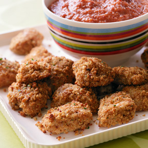 Crowd-Pleasing Game-Day Recipes: Chicken Nuggets with Chipotle Sauce #MyHallmark #MyHallmarkIdeas