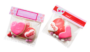Valentine's Day Crafts: Sweet Treat Bag Toppers #MyHallmark #MyHallmarkIdeas