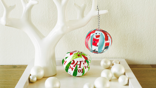 Christmas Craft Ideas: Recycled Christmas Card Ornaments #MyHallmark #MyHallmarkIdeas