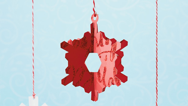 Christmas Craft Ideas: Interlocking Snowflake Ornament #MyHallmark #MyHallmarkIdeas