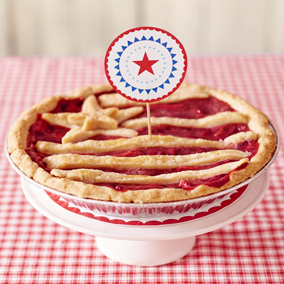 4th of July Desserts: Strawberry & Stripes Pie Recipe #MyHallmark #MyHallmarkIdeas