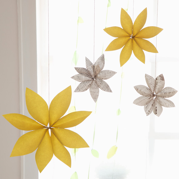DIY Party Decorations: Paper Flower Chandeliers #MyHallmark #MyHallmarkIdeas
