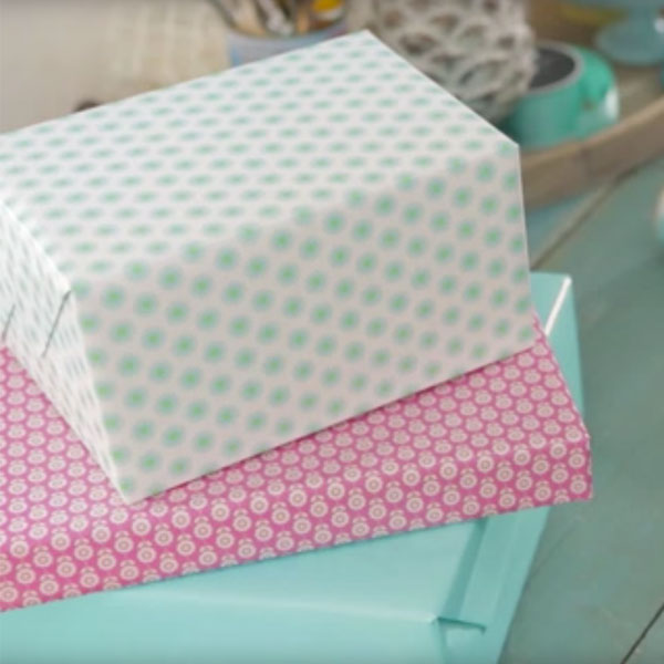 Giftology: How to Wrap a Present