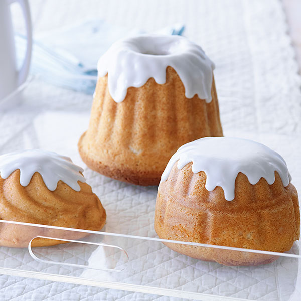 Mini Bundt Cake Recipe  Hallmark Ideas & Inspiration