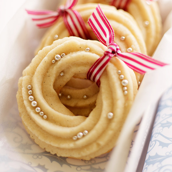 Danish Butter Cookie Wreaths Recipe