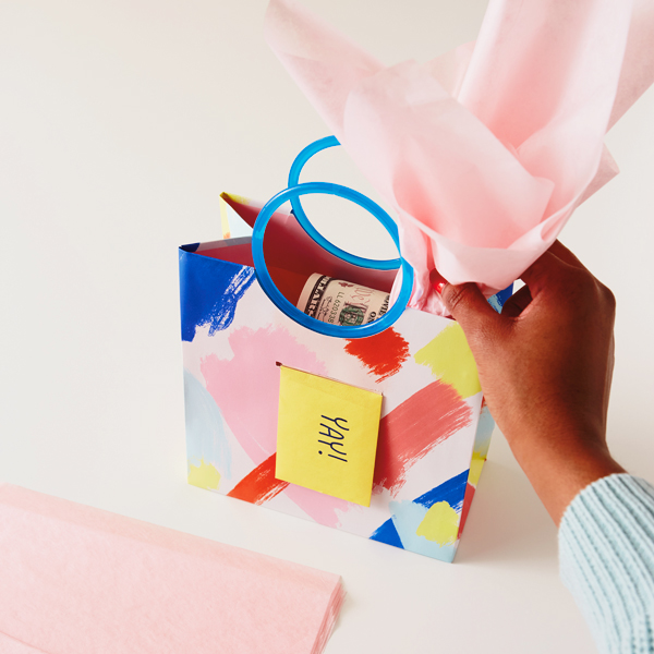 Beautiful DIY Gift Wrapping Ideas for $1 or less (So Easy!) - A Piece Of  Rainbow