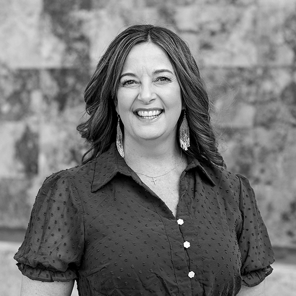 A head and shoulders portrait of DaySpring contributing author Jennifer Dukes Lee.