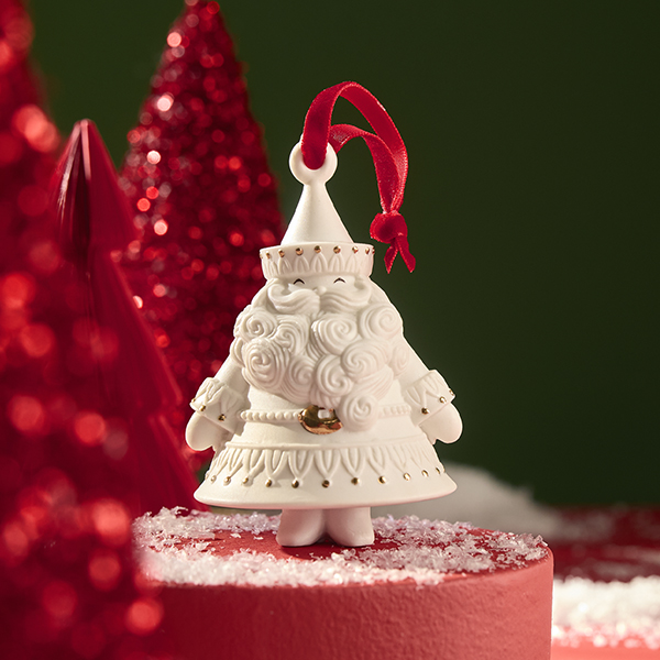 The first in a new series of Keepsake Ornaments called the 